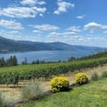 Camping VR près de Kelowna avec accès au lac Okanagan et à la région vinicole