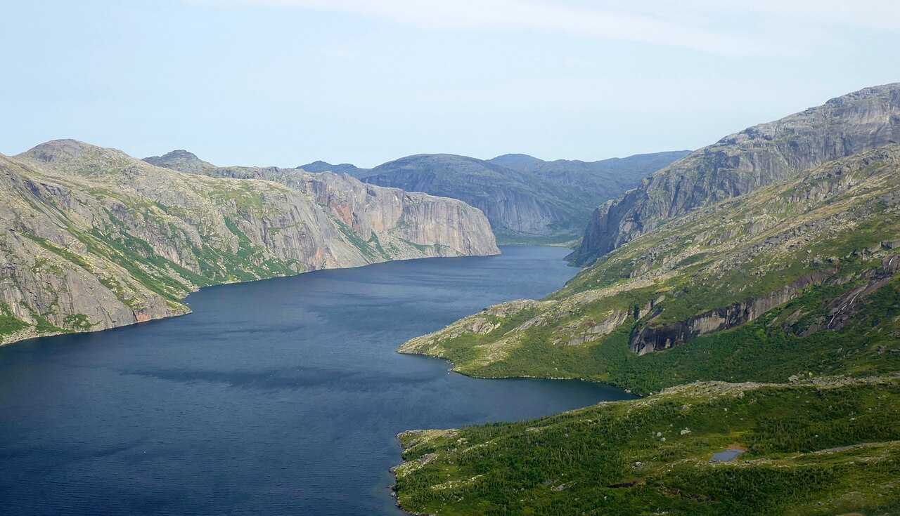Akami-Uapishku-KakKasuak-Mealy Mountains National Park Reserve