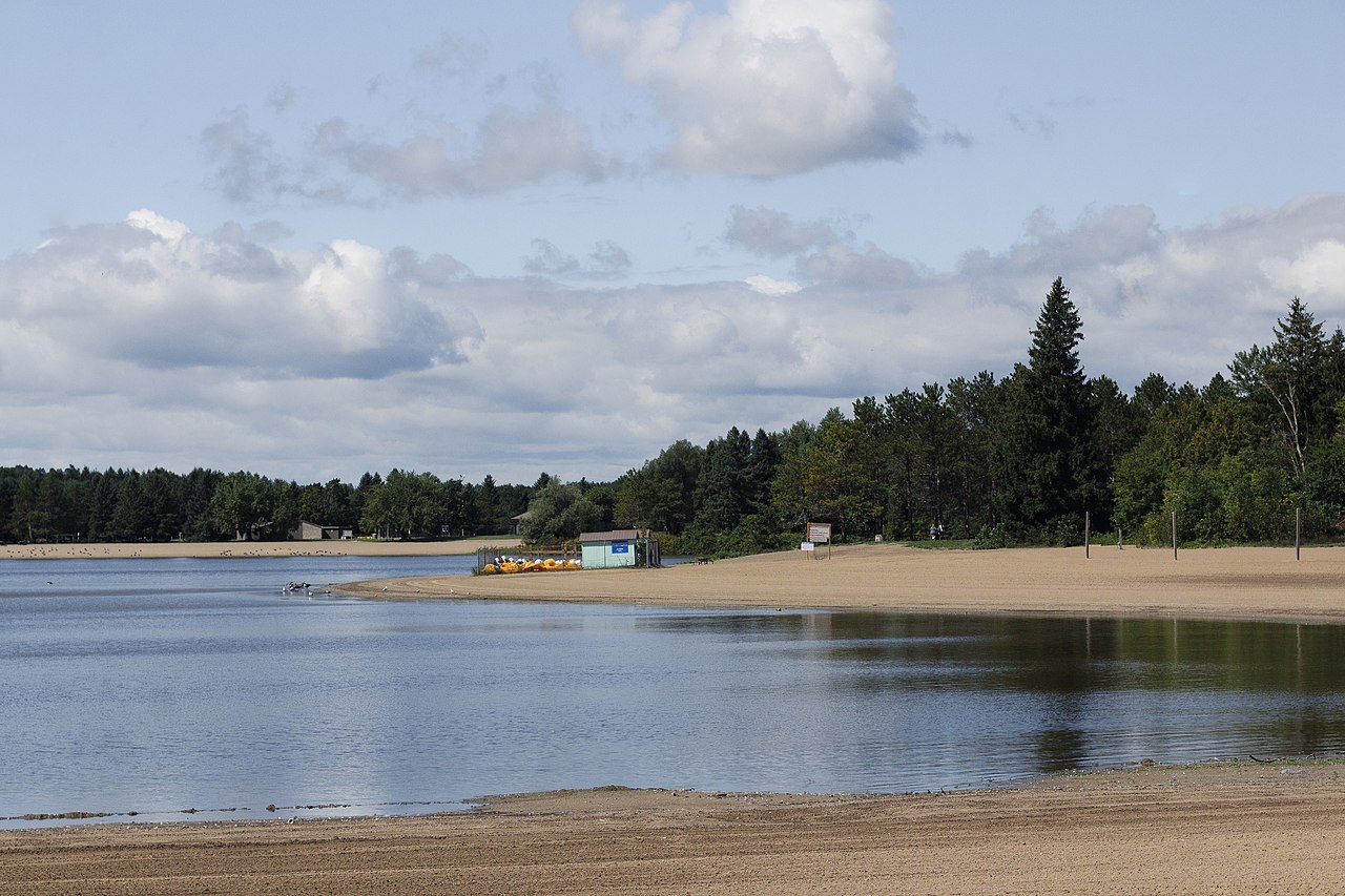 Earl Rowe Provincial Park