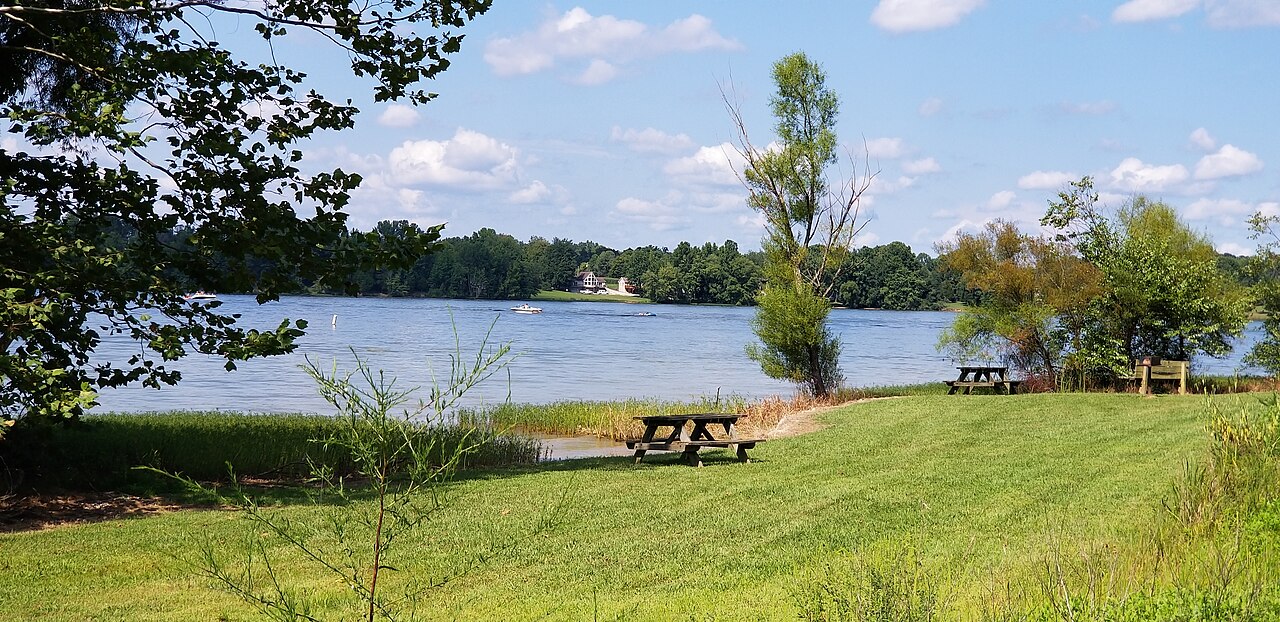 Hardy Lake State Park