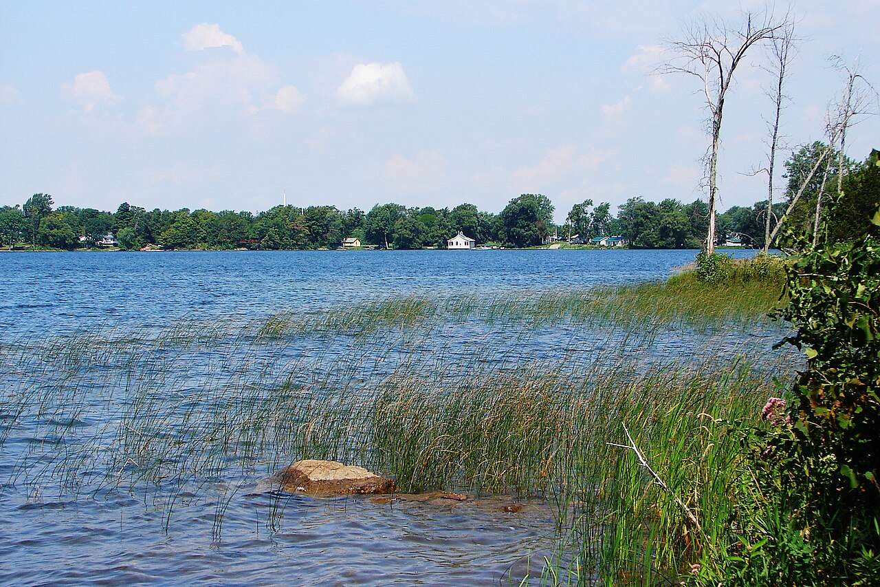 Lake on the Mountain Provincial Park