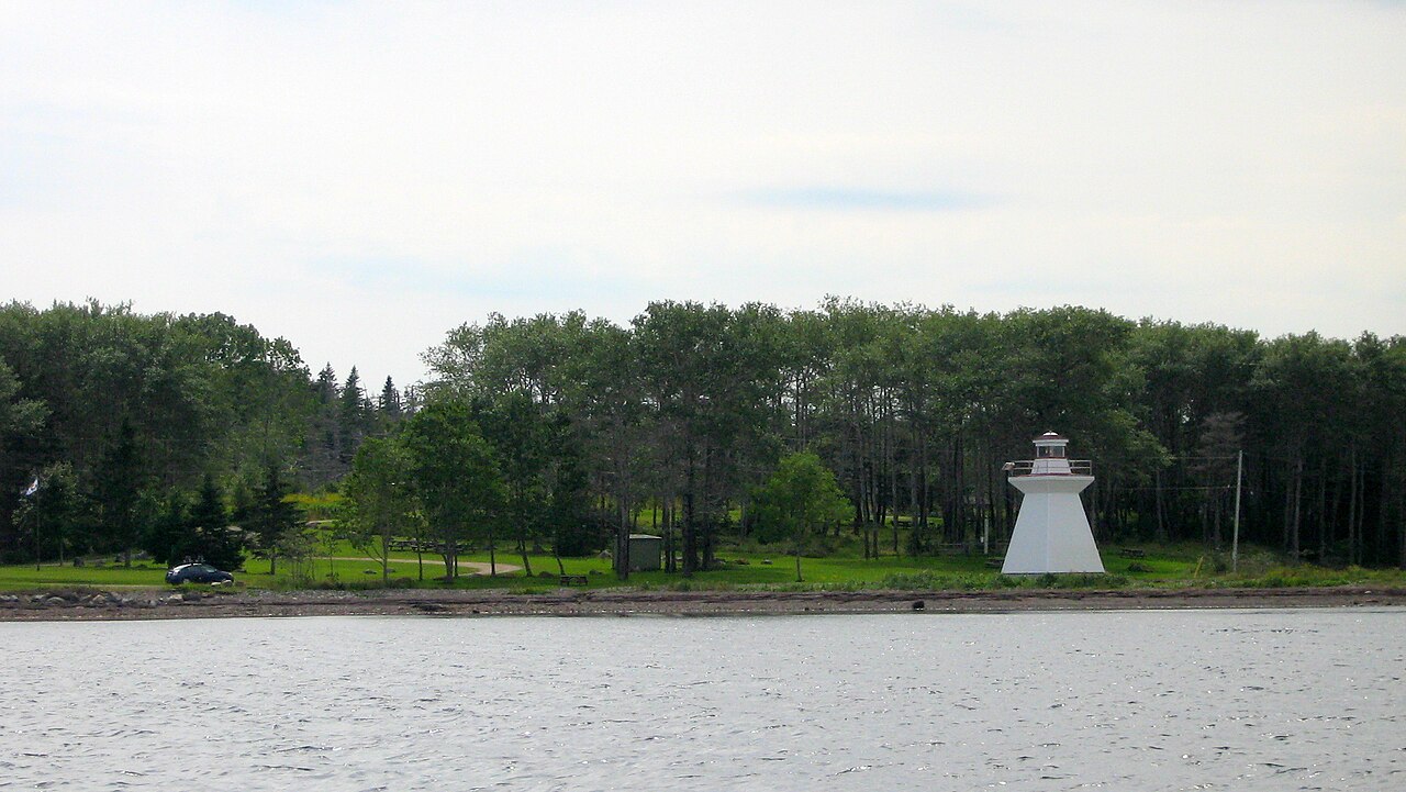 Lennox Passage Provincial Park