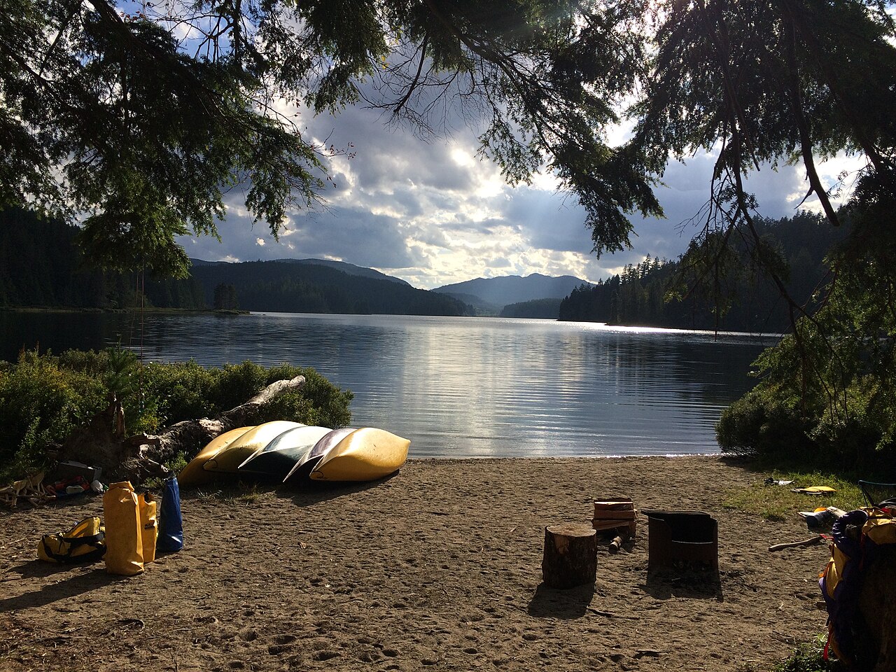 Main Lake Provincial Park
