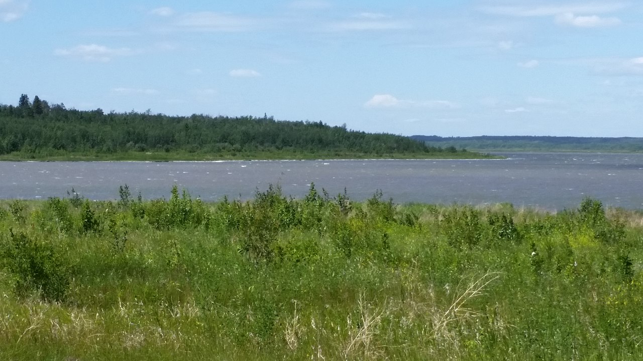 Miquelon Lake Provincial Park
