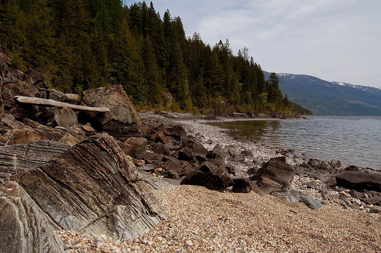 Pilot Bay Provincial Park