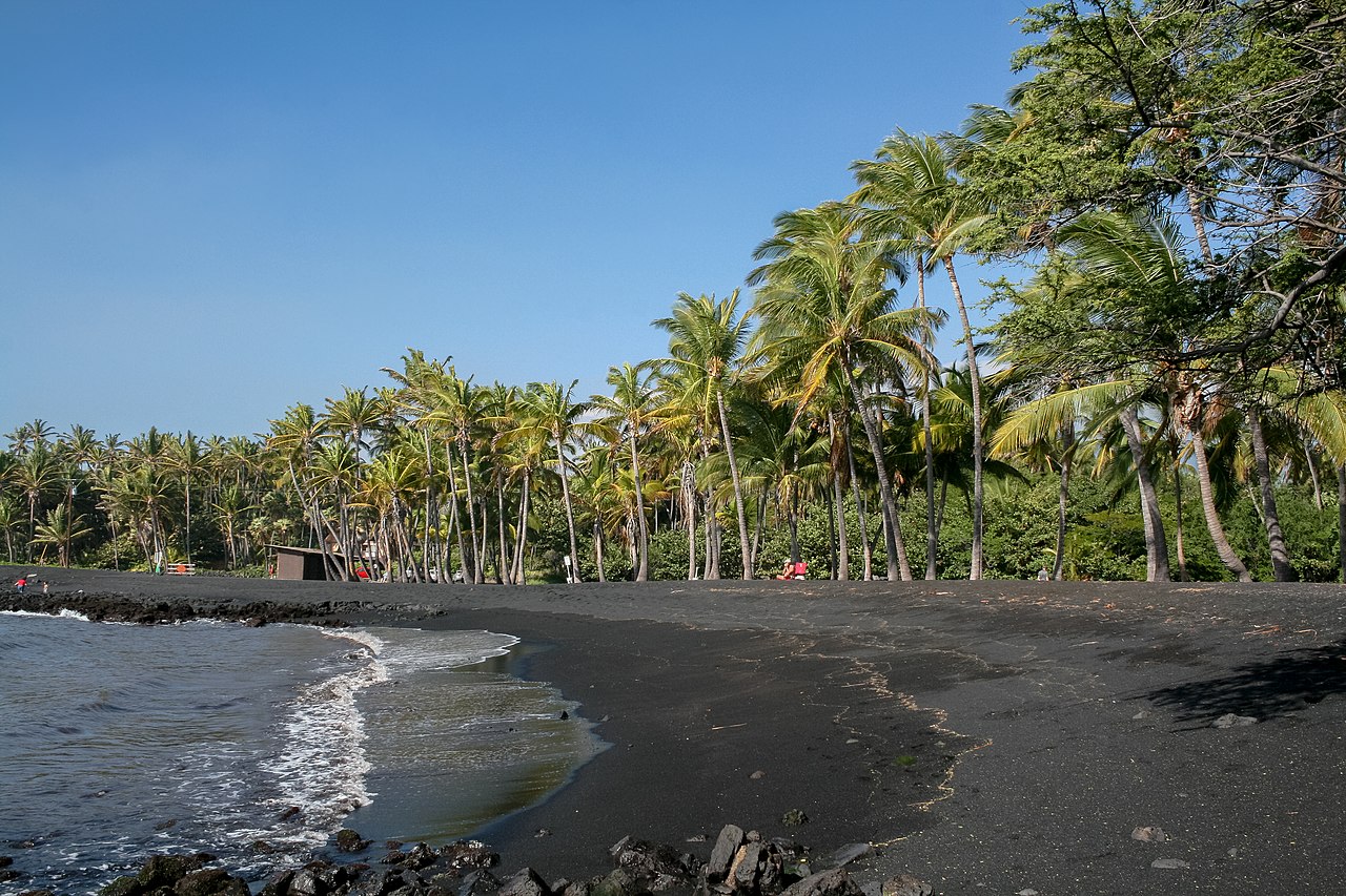Punaluu Black Sand Beach